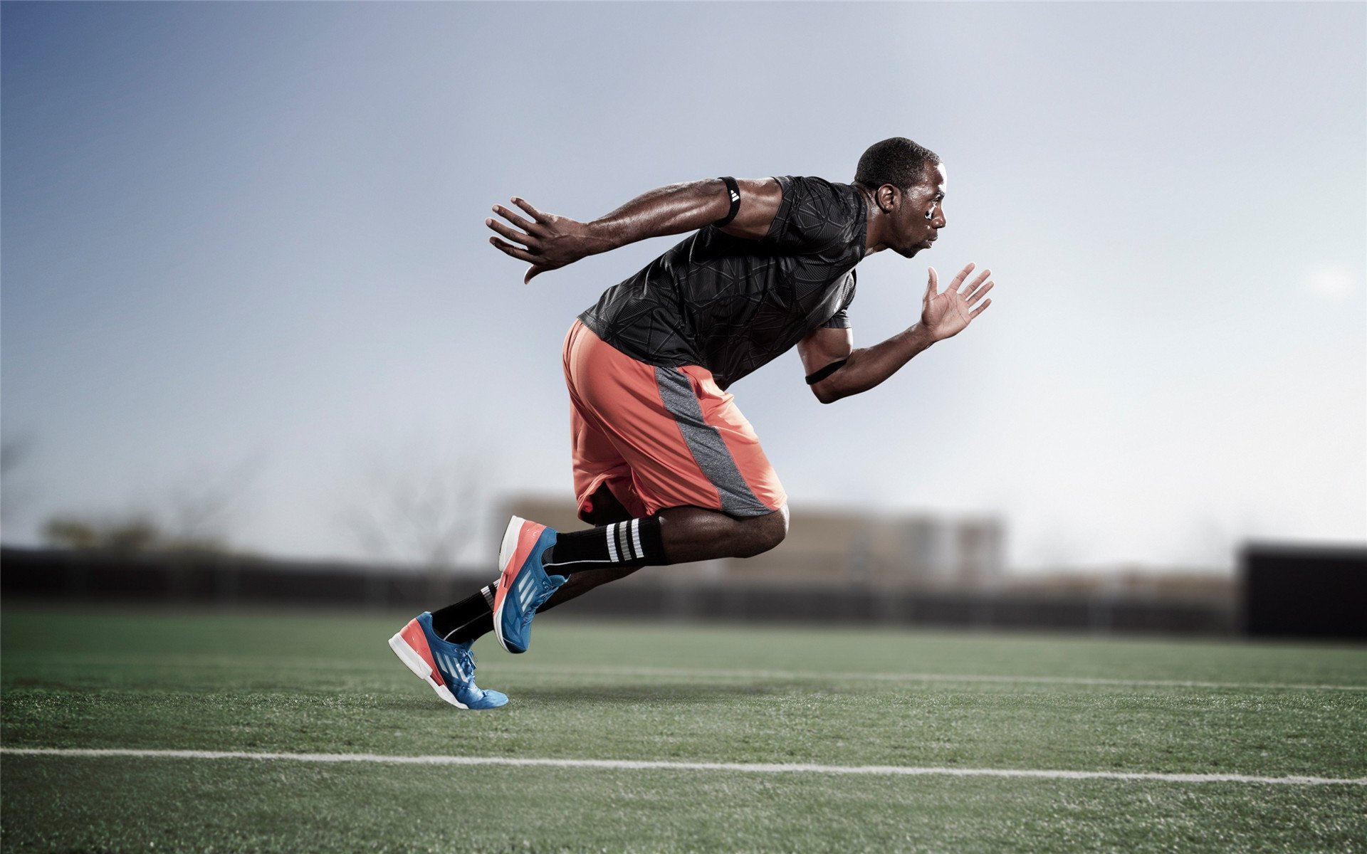 女篮姑娘的团结让胜利更有意义,女篮球队员的盛宴未来